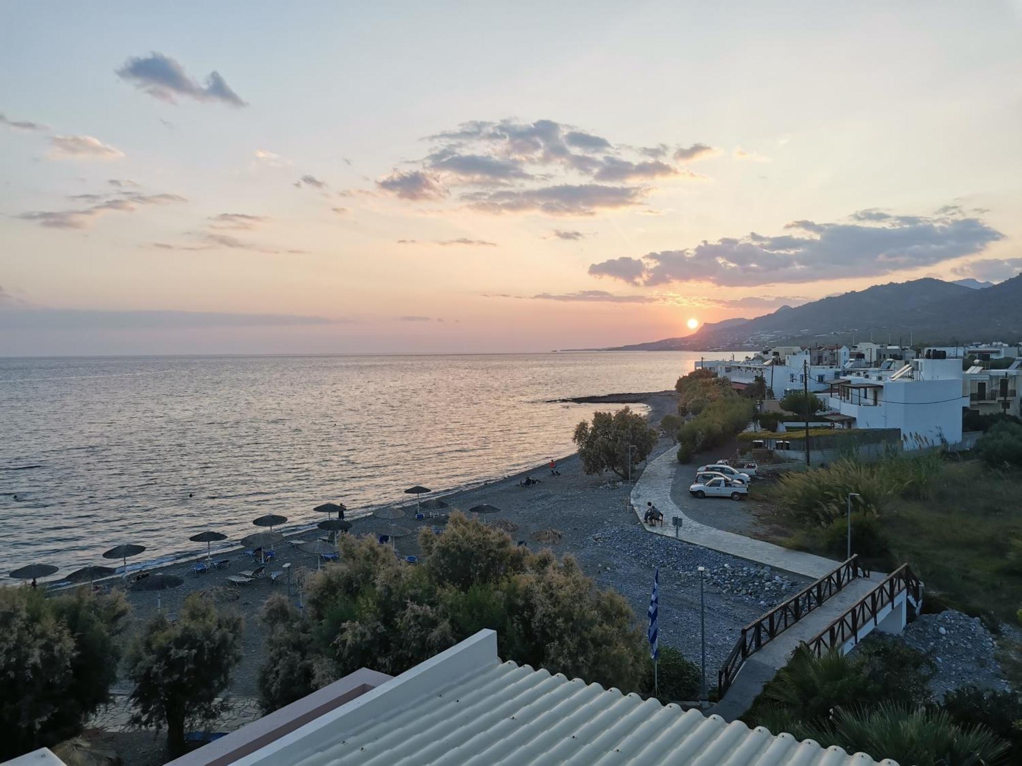 Stratos Sunset House Apartment Koutsourás Екстериор снимка