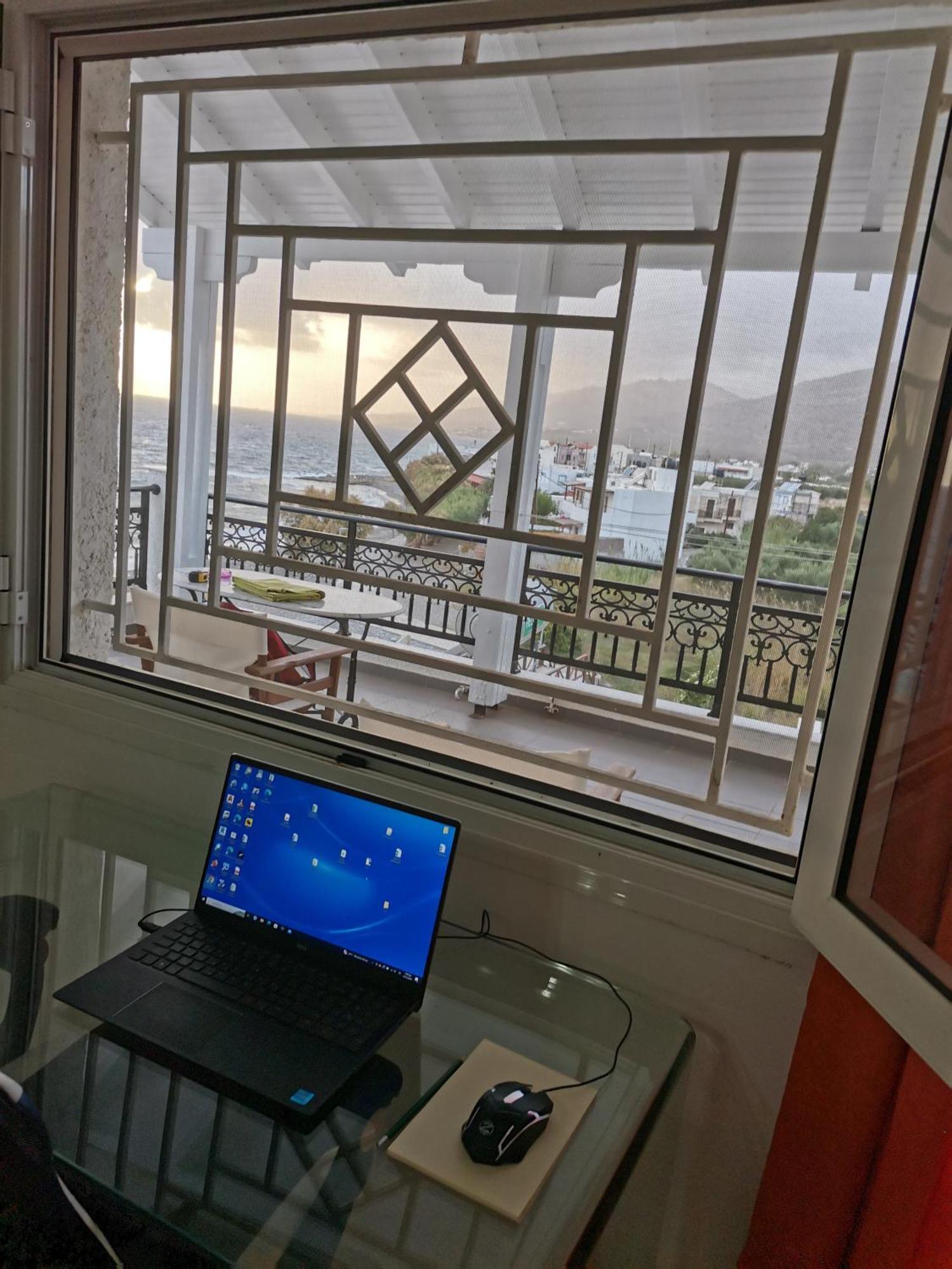 Stratos Sunset House Apartment Koutsourás Екстериор снимка